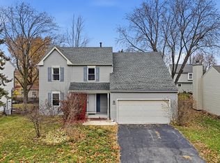 2860 Bridgeport Ln, Aurora, IL 60504