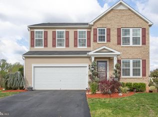 50 Charter Gate Dr, Fredericksburg, VA 22406