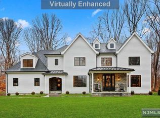 101 Koch Ln, Old Tappan, NJ 07675