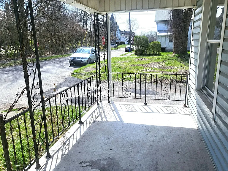 509 Blaine St — Photo 21
