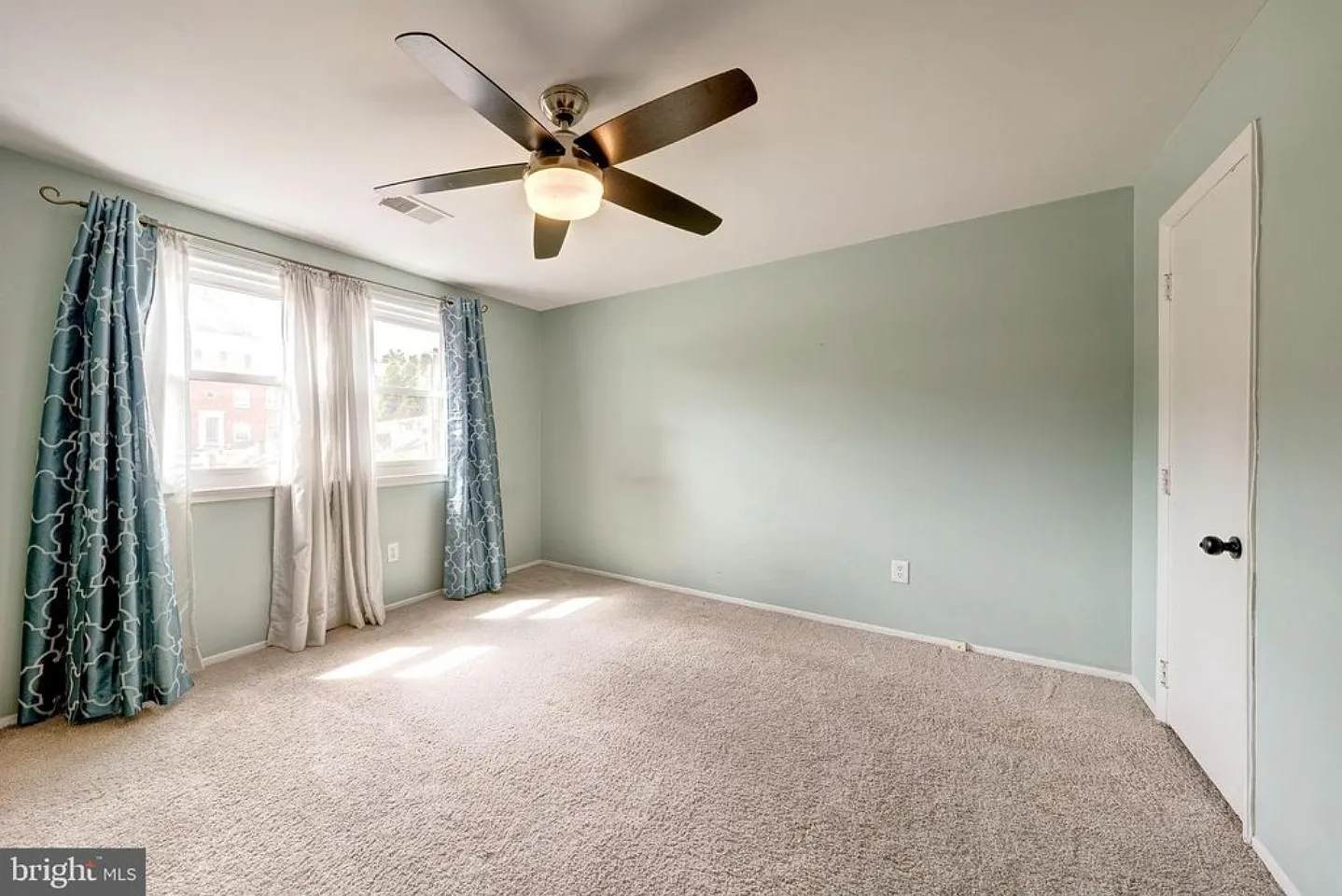 1 bed, 2112 sqft, $1,500 — Photo 2
