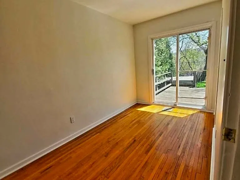 245 Haddon Ave S — Photo 5