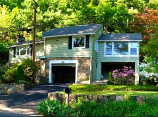 15 Bogus Hill Rd, New Fairfield, CT 06812
