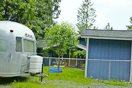 2nd image of 13623 Twin Lake Dr E