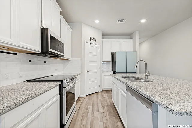 9511 Bonito Falls Dr — Photo 8