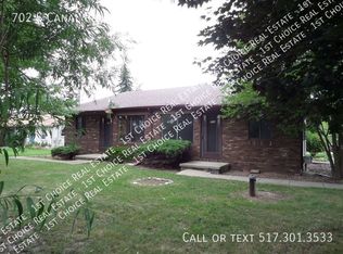 702 S Canal Rd, Lansing, MI 48917