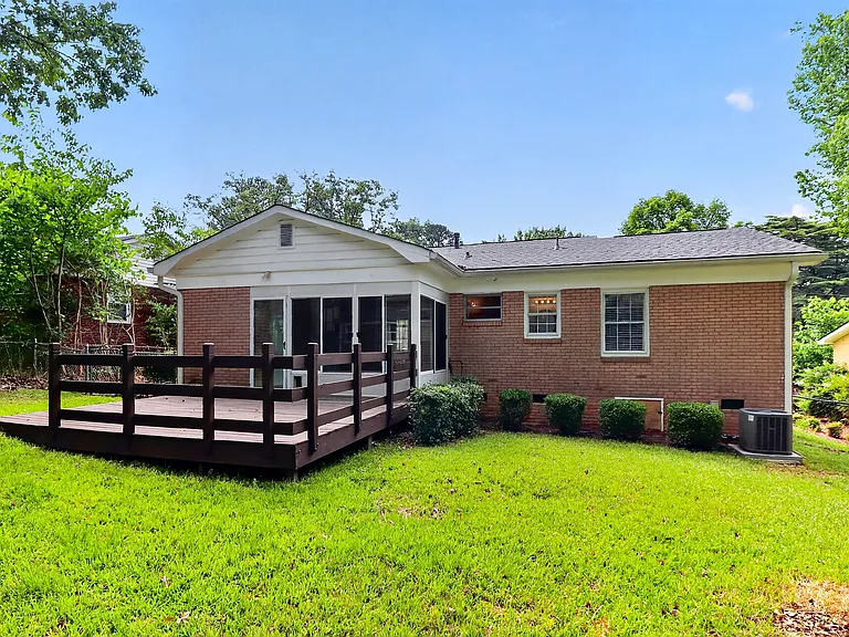 2309 Lanier Ave — Photo 19
