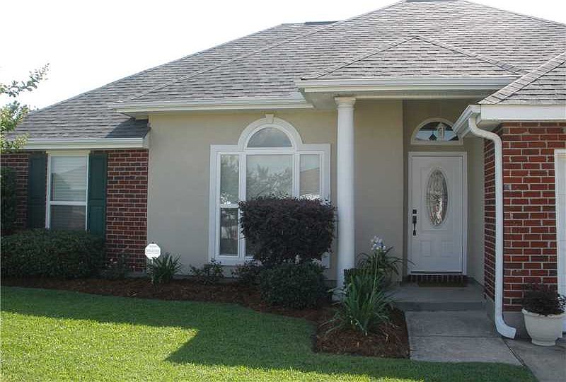 1st image of 107 Tammy Dr