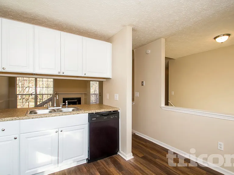 5020 Millers Gln — Photo 5