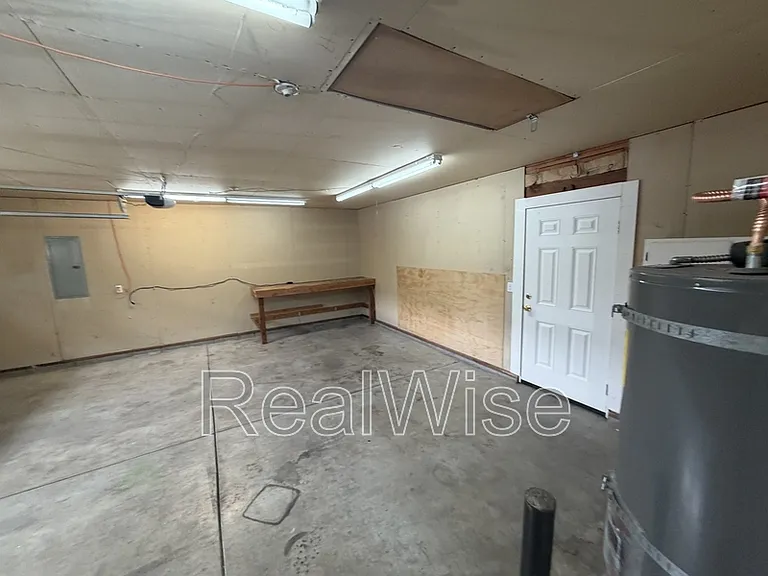 715 SW Laurel St — Photo 28