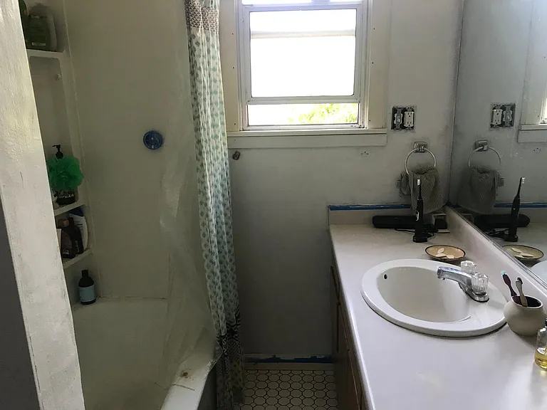 620 Johnson Ave — Photo 6