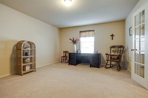 5th image of 1424 Willoughby Way