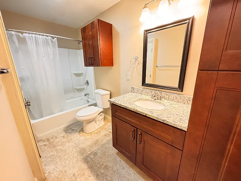 5100 Emerald Dr #13 — Photo 10