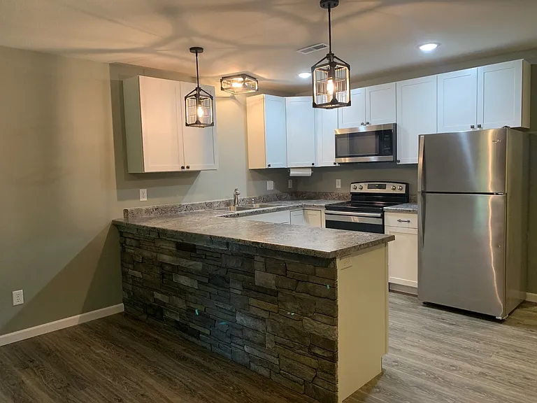 22975 Hardy Ln — Photo 3