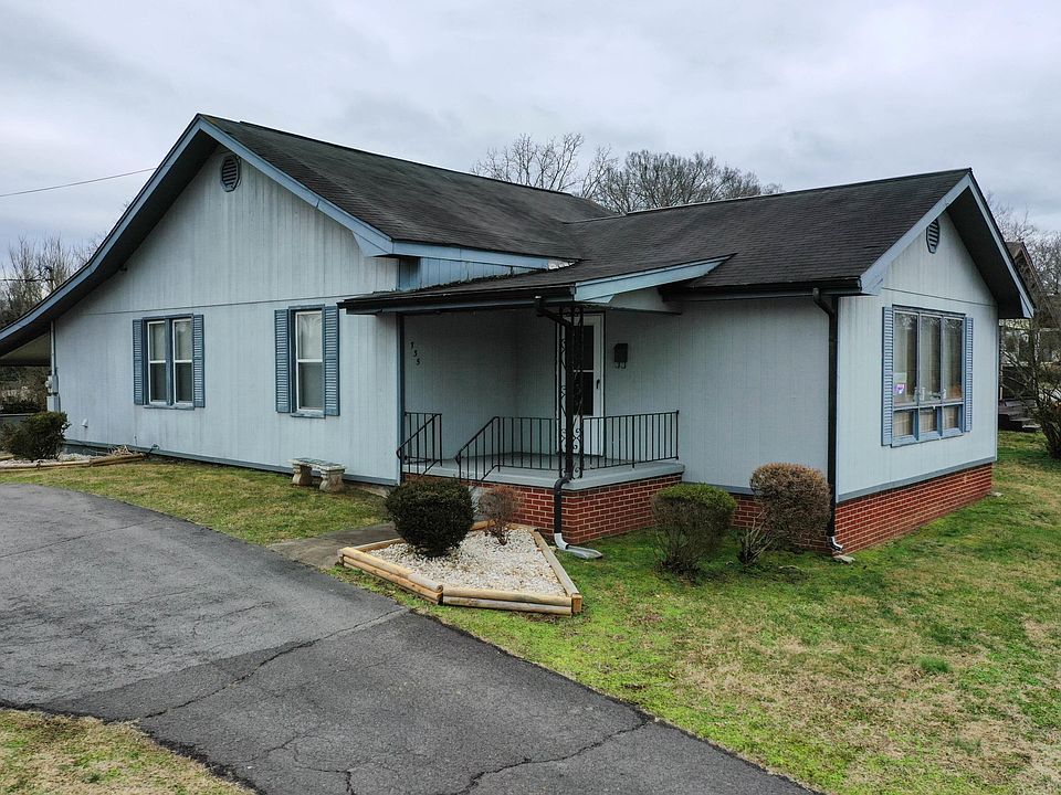 1st image of 735 N Charles Seivers Blvd