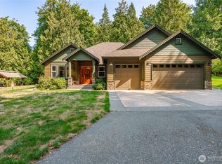 5960 Cedarsong Ln, Bellingham, WA 98226