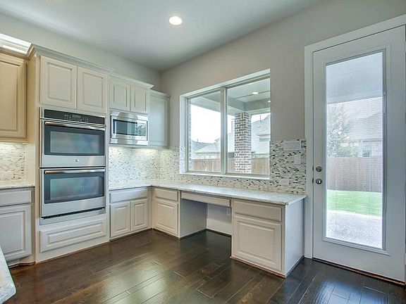 The Ardell - Kitchen