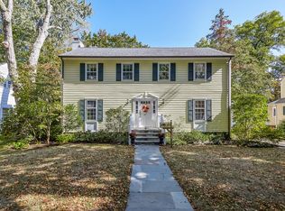 27 Perryridge Rd, Greenwich, CT 06830