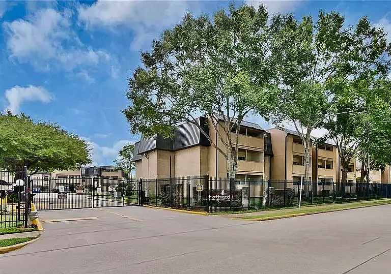 8419 Hearth Dr #23 — Photo 39