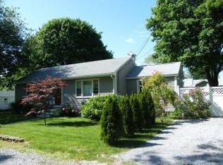 57 Machado Ln, Old Saybrook, CT 06475