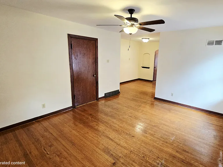 3952 Jamieson Ave #A — Photo 3