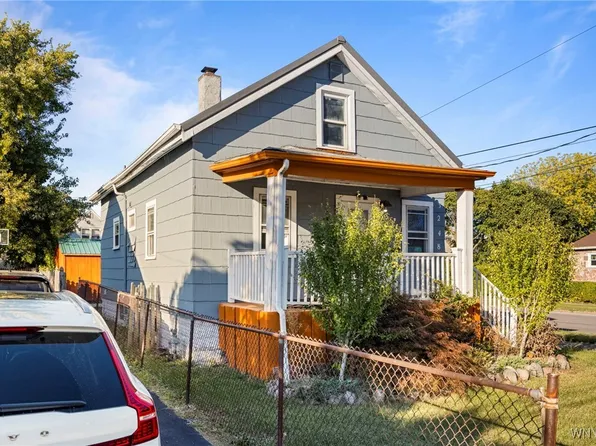 3248 Dudley Ave, Niagara Falls, NY 14303