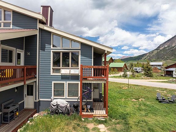 3rd image of 150 Aspen Lane #1A