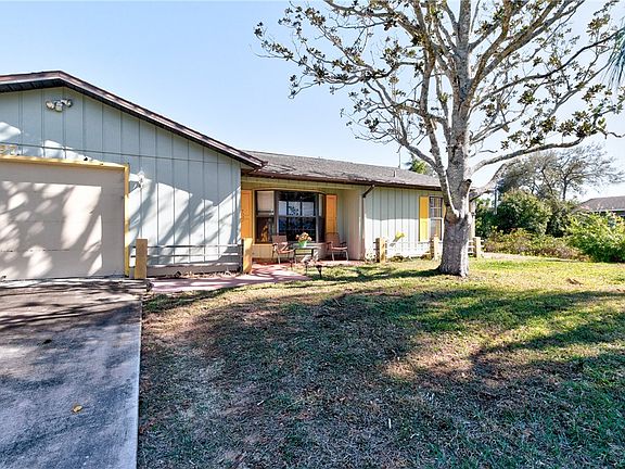 2nd image of 397 Warren St