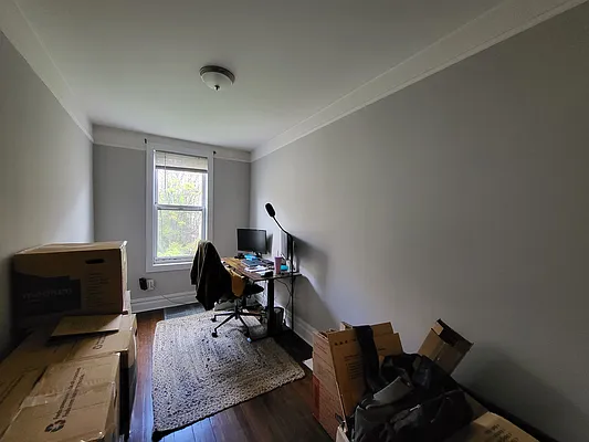 Rented by Metropolis International Realty Inc. | media 4