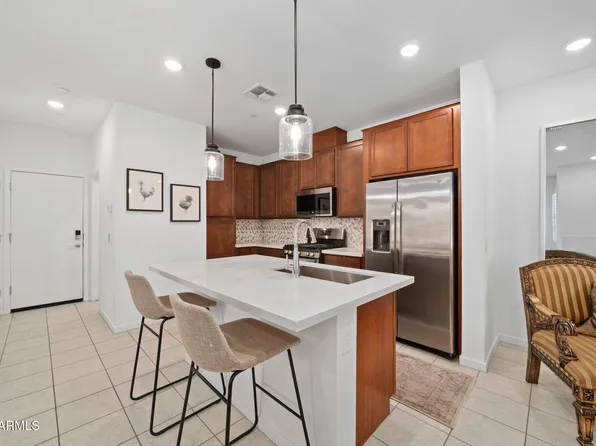 779 E DORAL Avenue #104, Gilbert, AZ 85297