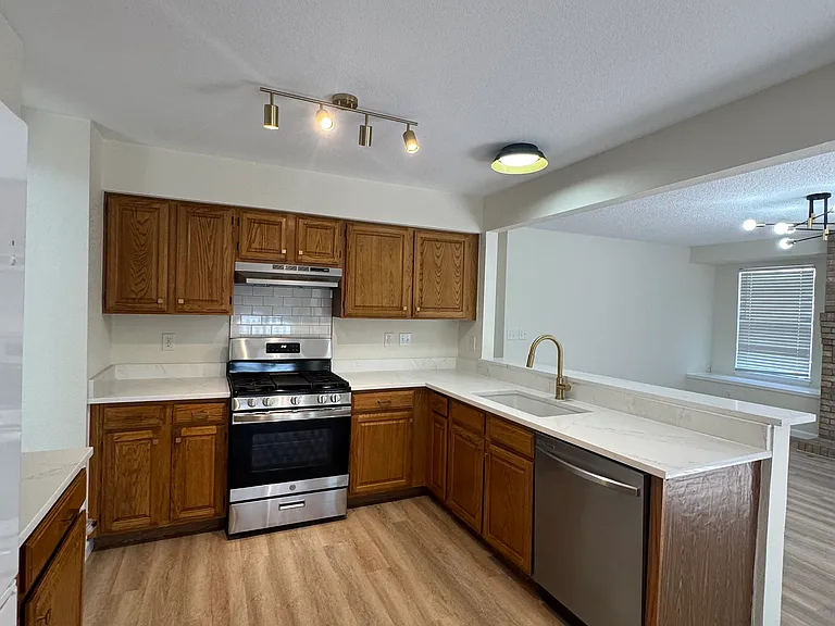 4601 N Blazingstar Trl — Photo 9