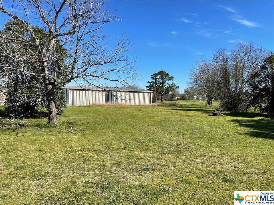 E 11th St, Flatonia, TX 78941 MLS 467583 Zillow