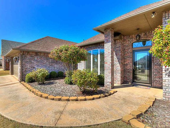 5th image of 6701 SW Driftwood Dr