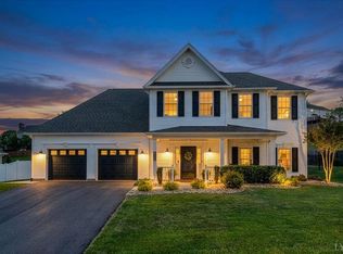 5924 Crumpacker Dr, Roanoke, VA 24012