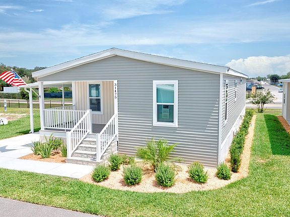 Exterior Image-2-Palm Harbor 27 JV Sebring Square