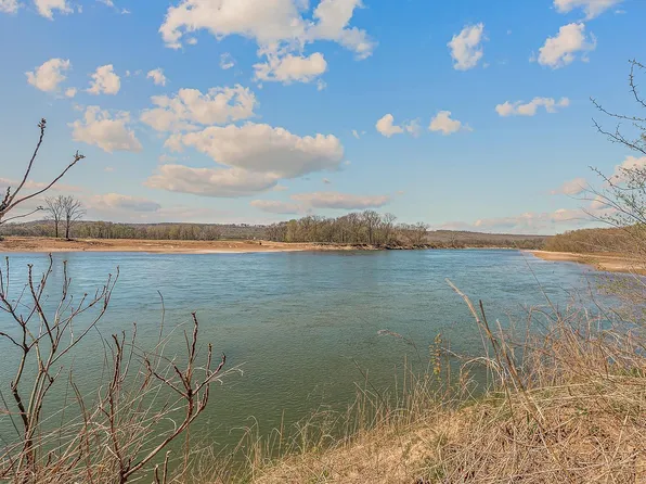 (undisclosed Address), Batesville, AR 72501
