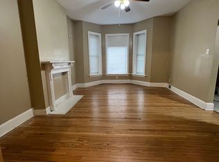 61 W 72nd St #A, Chicago, IL 60621