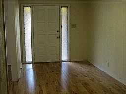 3rd image of 5122 Pearl Dr