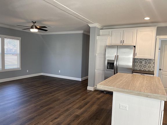 3rd image of 920 Century Plaza Dr #373
