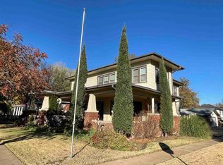 219 S 7th St, Ponca City, OK 74601