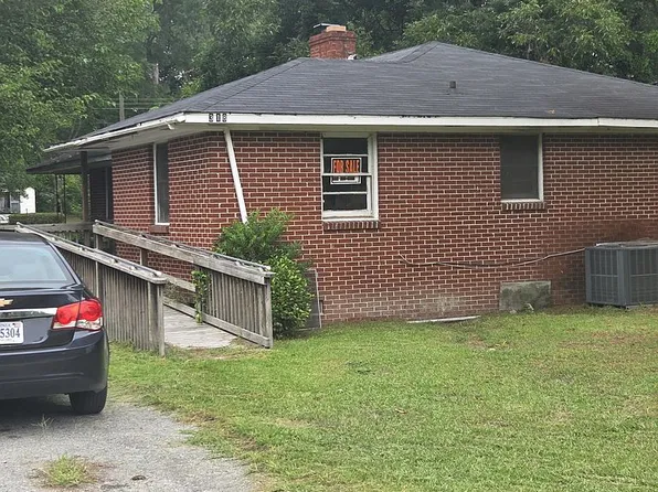 318 Jasper Ave, Hartsville, SC 29550