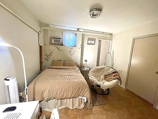 2nd image of 25-33 37th St #1