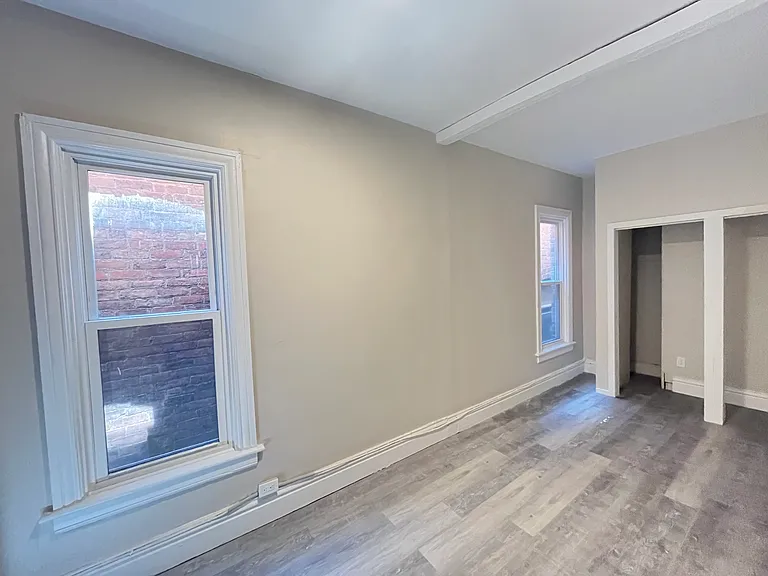 308 3rd St #3 — Photo 8