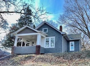 1418 6th Ave, Leavenworth, KS 66048