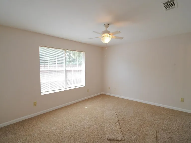 3178 N Ridge Rd #1 — Photo 15