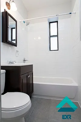 Rented by EXR | media 13