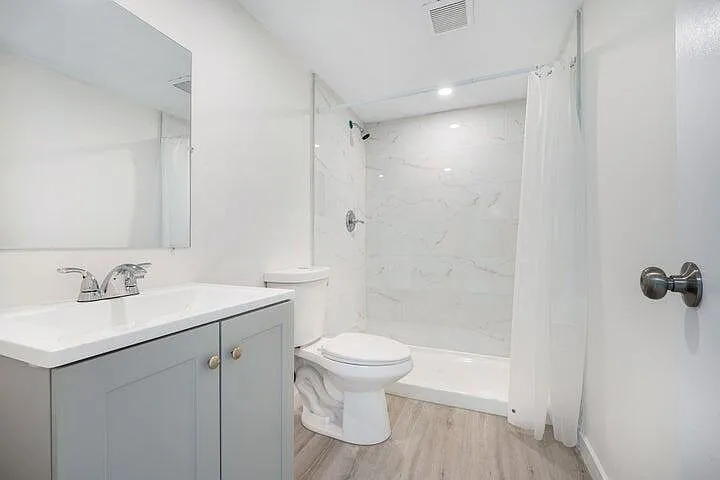 7770 Tahiti Ln #405 — Photo 16