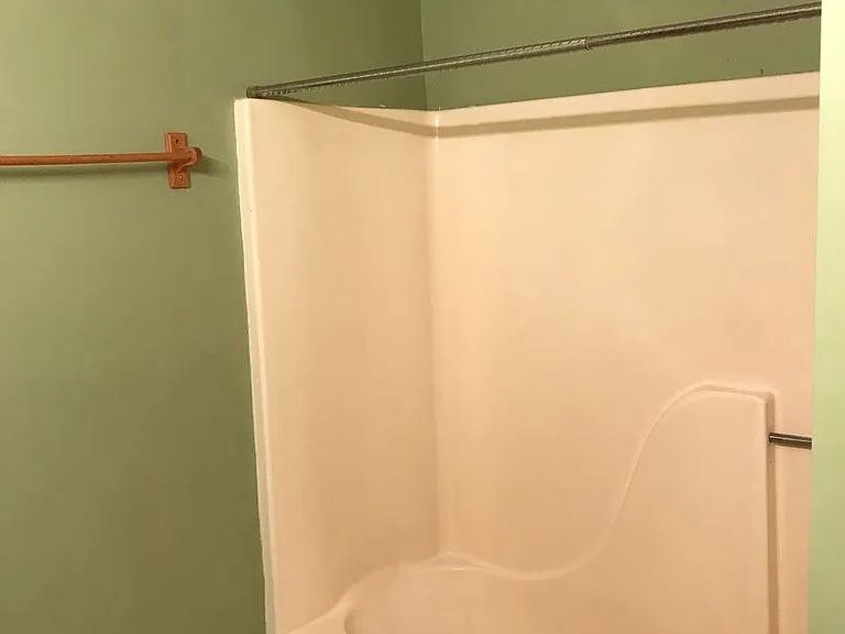 135 Greenwood Ln — Photo 13