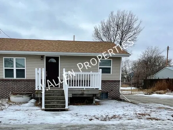 105 Park Ln, Norfolk, NE 68701