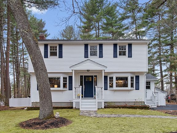 2nd image of 31 Maureen Dr